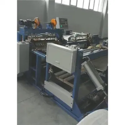 단일 접기 절단 및 재봉틀